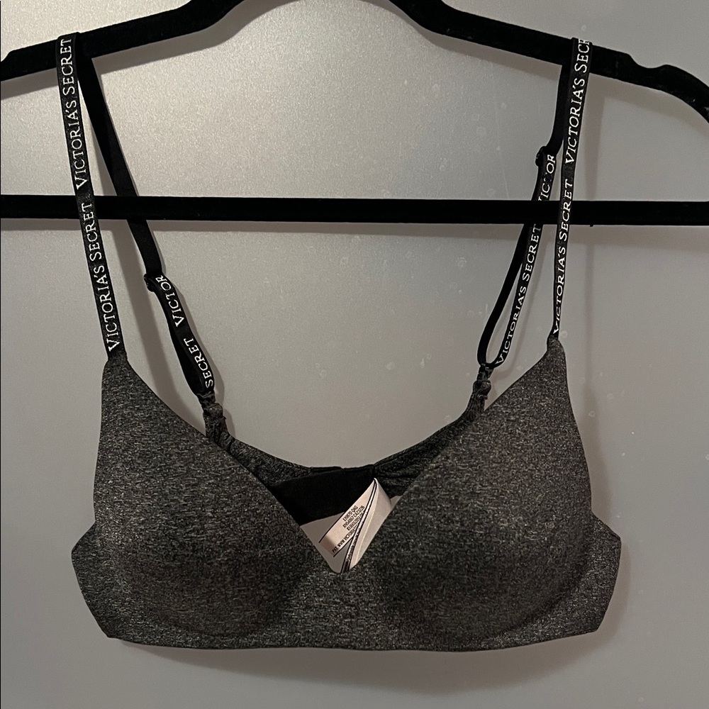 Victoria secret t shirt wireless charcoal bra 34 A